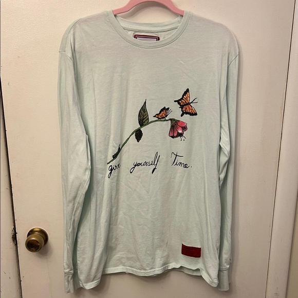 CHNGE Long Sleeve Size Large - Picture 1 of 7